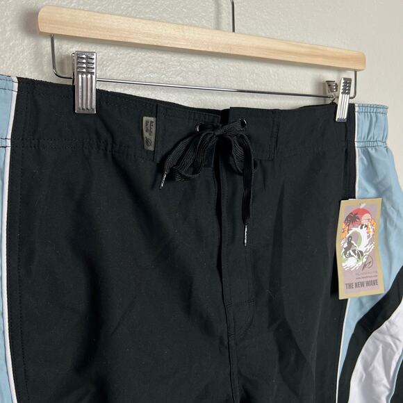 Beach Rays NWT Mens Large Swim Trunks Board Shorts Surfwear Beach Black Blue - Picture 2 of 10